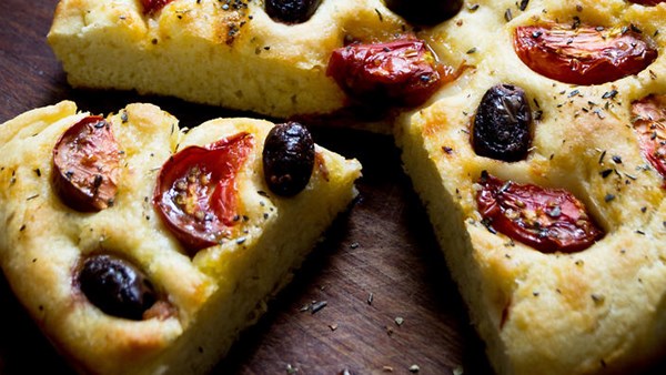 Focaccia Bari-style (Focaccia Barese)