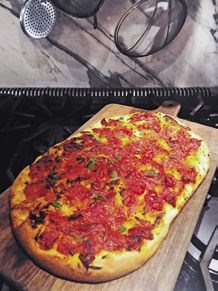 Focaccia with crushed tomatoes