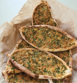 Folded flat bread with Antep cheese topping (Kapali peynir böreği)