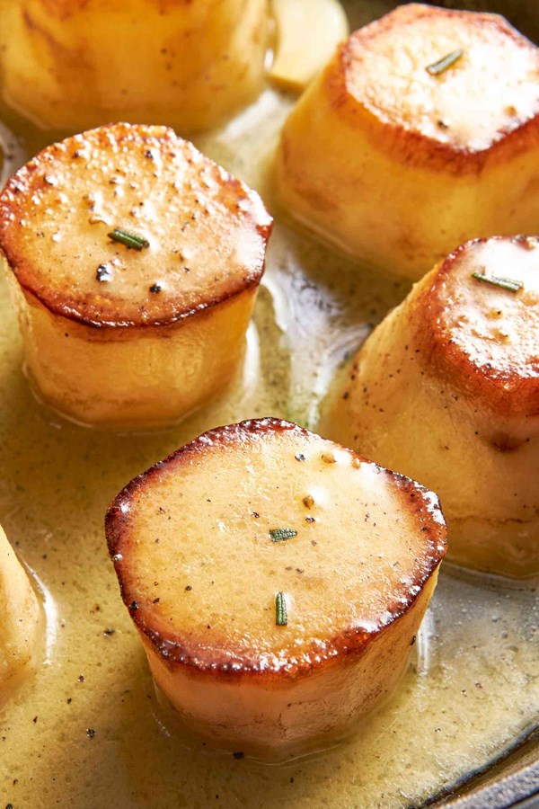 Fondant potatoes 
