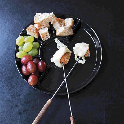 Fondue with sparkling wine (Fondue au crémant)
