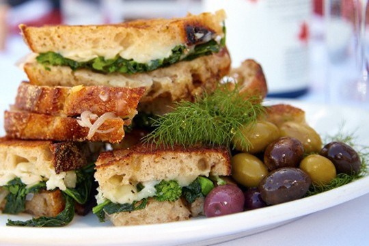 Fontina & rapini grilled cheese sandwiches