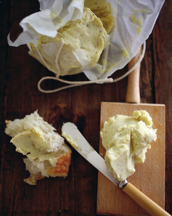 Fontina fonduta with white truffle butter