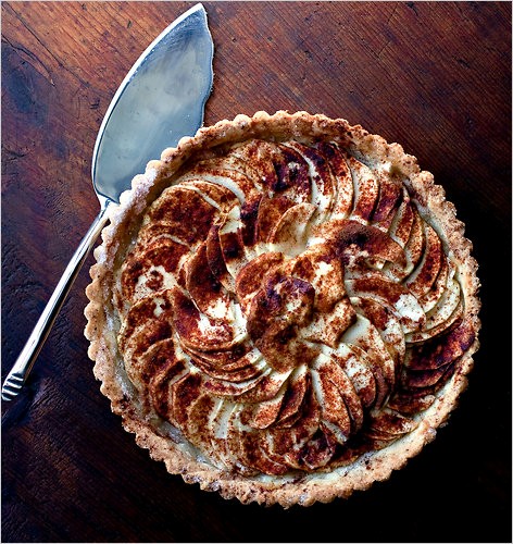 Food-processor apple tart 
