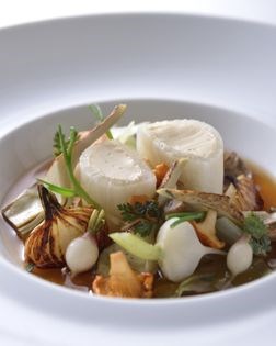 For the Marmite consommé [for Pot-au-feu]