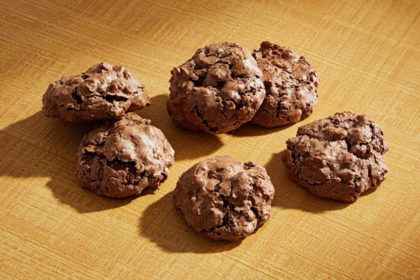 Forgotten chocolate cookies