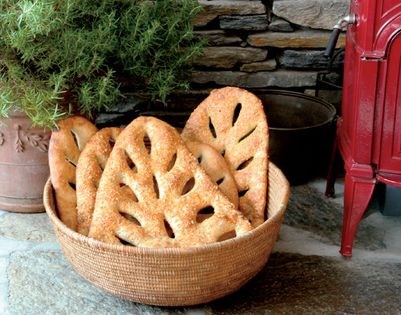 Fougasse with olives