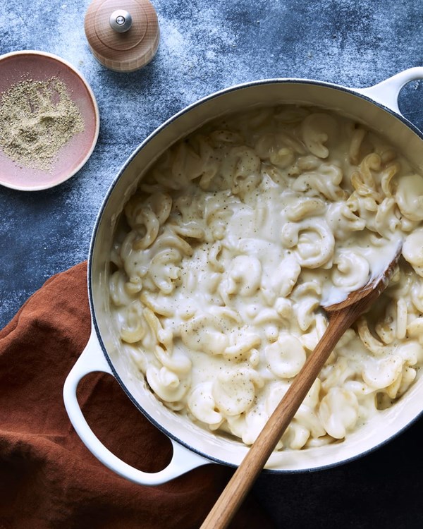 Four cheese stovetop mac and cheese