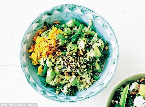 Four-ingredient green chook shred-up