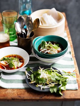 Fragrant broth with fresh rice noodle rolls