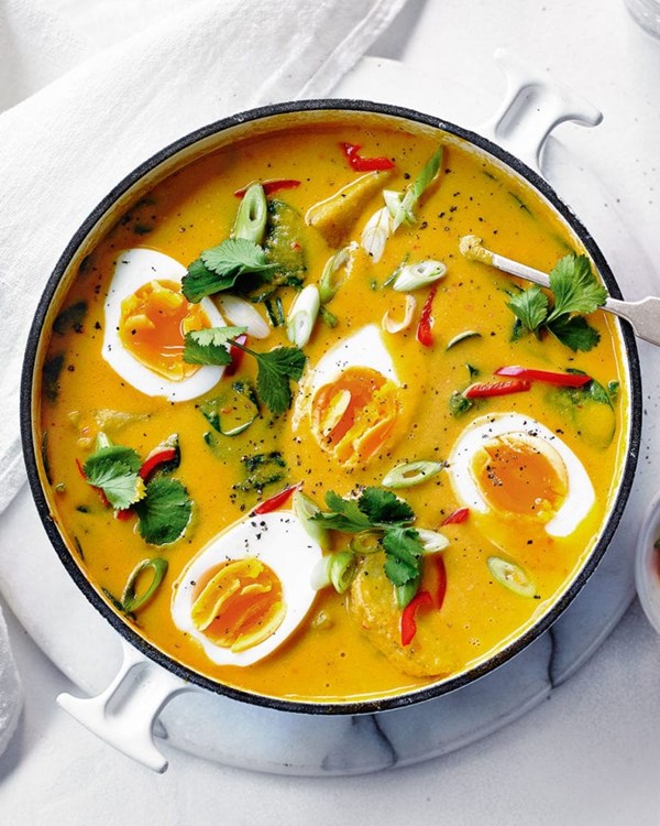 Fragrant egg curry 