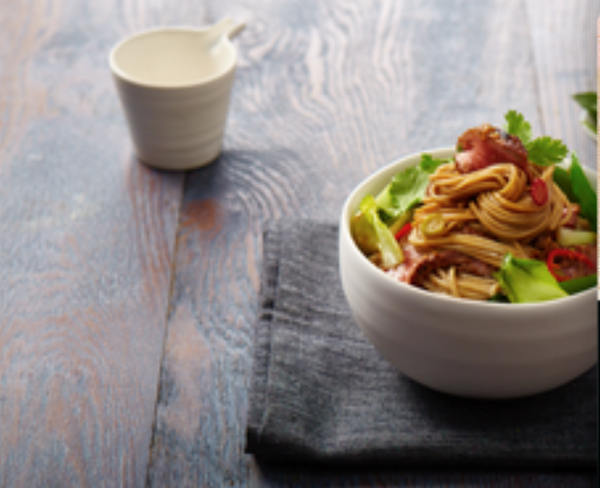 Fragrant soba noodle beef stir-fry