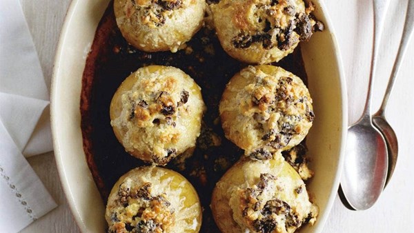 Frangipane baked apples