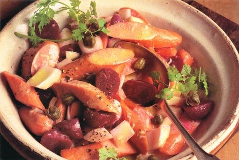 Frankfurter, pickled beetroot and horseradish salad
