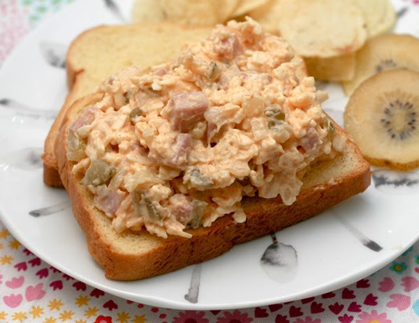 Freakishly good ham and cheese spread
