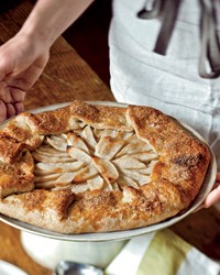 Free-form apple tart
