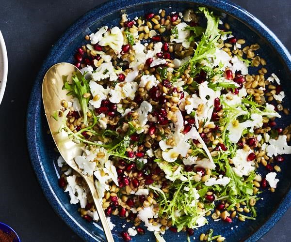 Freekeh & cauliflower salad with herb dressing