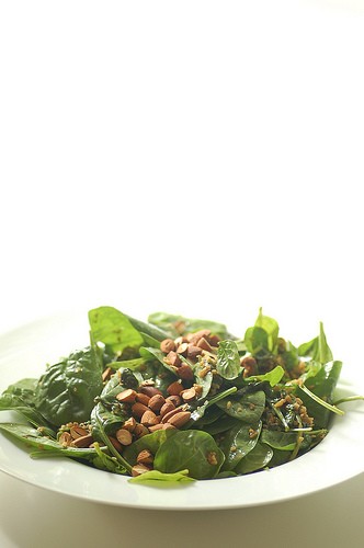 Freekeh, almond & baby spinach salad