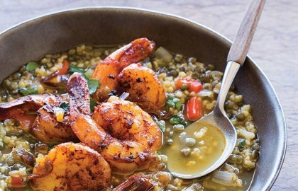 Freekeh soup with spicy harissa shrimp and dates