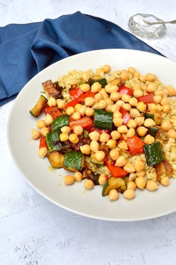 Freekeh with chilli chickpeas and herbed vegetables