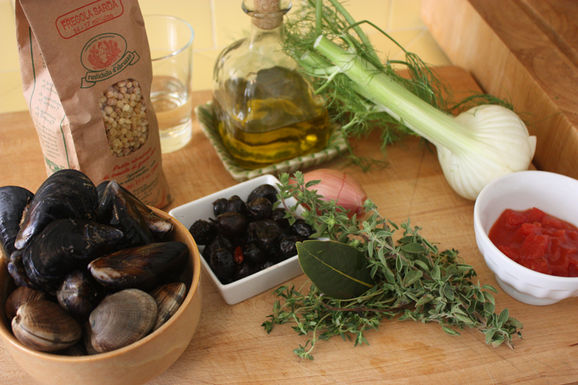 Fregola with clams & mussels