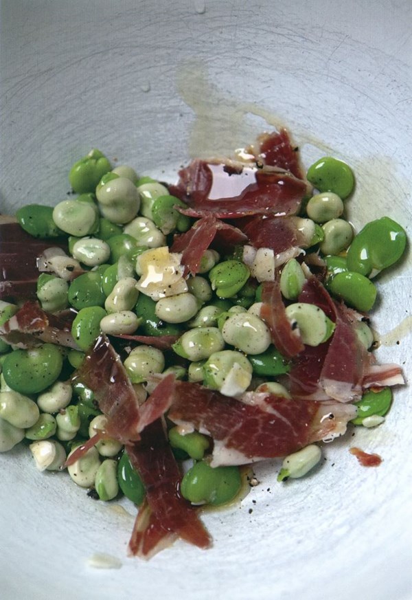 French beans with pata negra ham