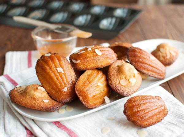 French Madeleines with almonds and apricot glaze