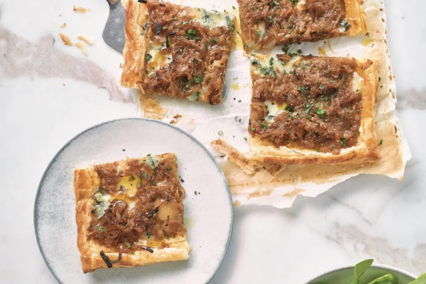 French onion & blue cheese tart