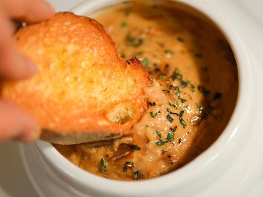 French onion soup cheese dip
