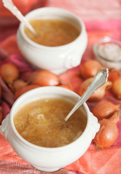 French onion soup (Soupe à l'oignon)