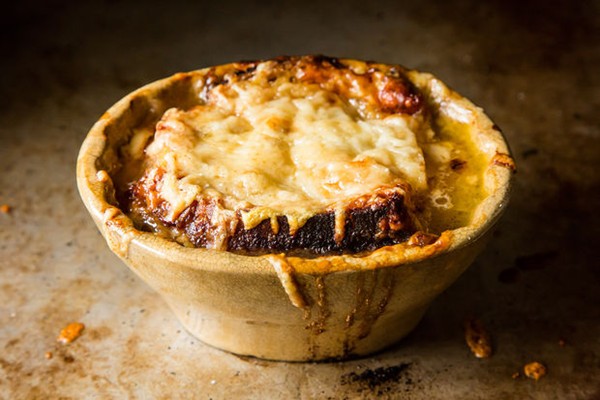 French onion soup, the scorched way