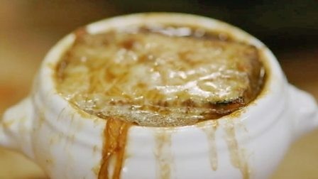 French onion soup with cheesy croutons