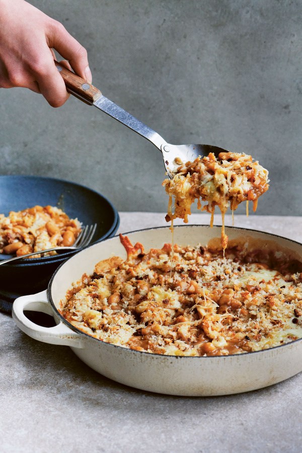 French onion white bean bake