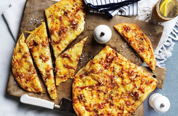 French 'pizza' of cheese and ham