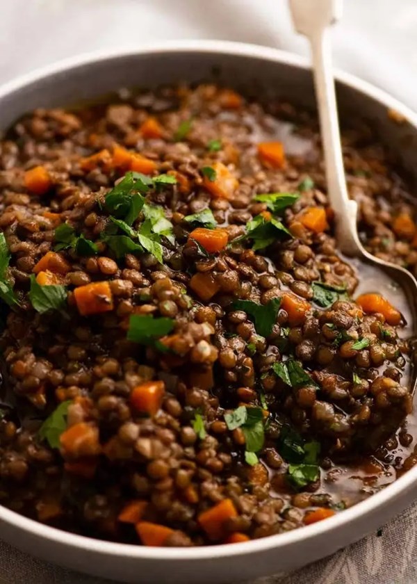 French Puy lentil side dish (Lentil ragout)