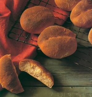 French rolls (Pistolets)