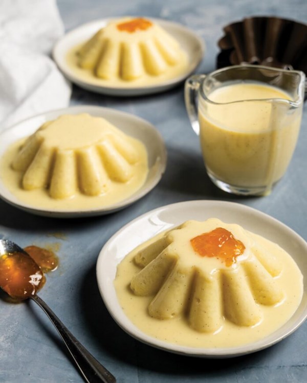 French semolina cake [Crème Anglaise]