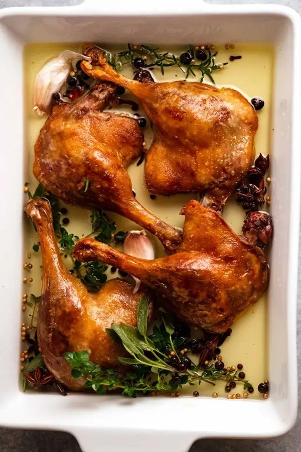 French slow-cooked duck (Duck confit / Confit de canard)