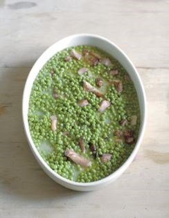 French-style green peas (Petits pois à la Française)