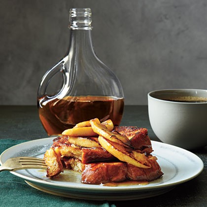 French toast with maple-apple compote