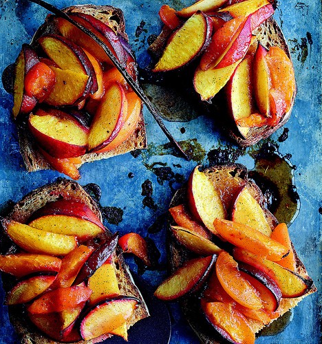 French toast with roasted apples