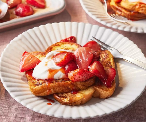 French toast with vanilla roast strawberries