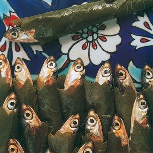 Fresh anchovies in vine leaves (Hamsi sarmasi)