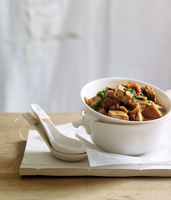 Fresh bean curd with dried shrimp and coriander (Xiami doufu)