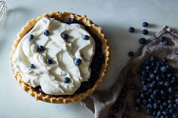Fresh blueberry pie