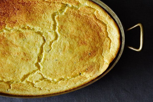 Fresh corn spoon bread