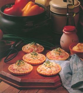 Fresh crab tartlets