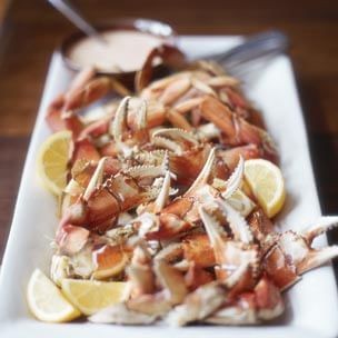 Fresh cracked crab with chile dipping sauce