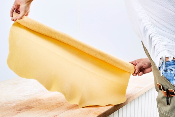 Fresh egg pasta (Sfoglia)