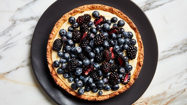 Fresh fruit tart with almond press-in crust